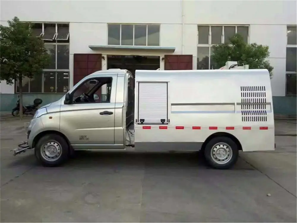 途逸蓝牌高压清洗车公路路面清洗车