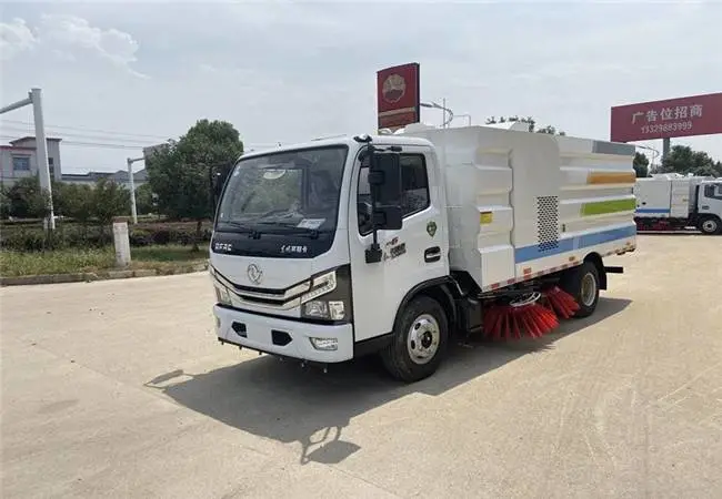 喷雾道路清扫车快速清扫专家