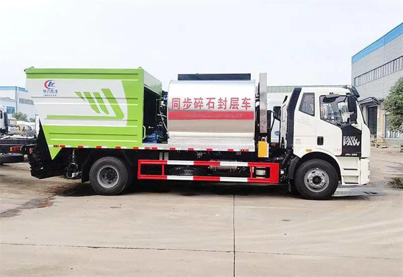 临清市15方同步碎石封层机车型 融雪剂洒布车型号