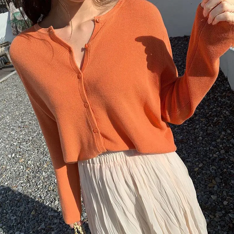 服装5元批发微信号冬季女中长款加绒加厚广州服装尾货