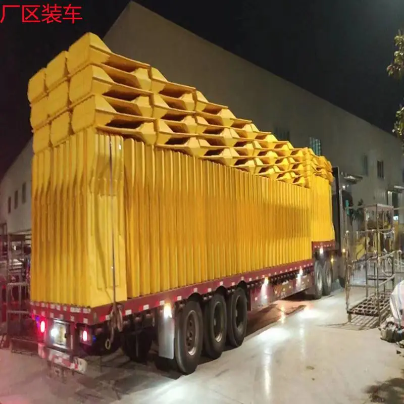 海南路障施工围挡橡胶隔离墩服务用心