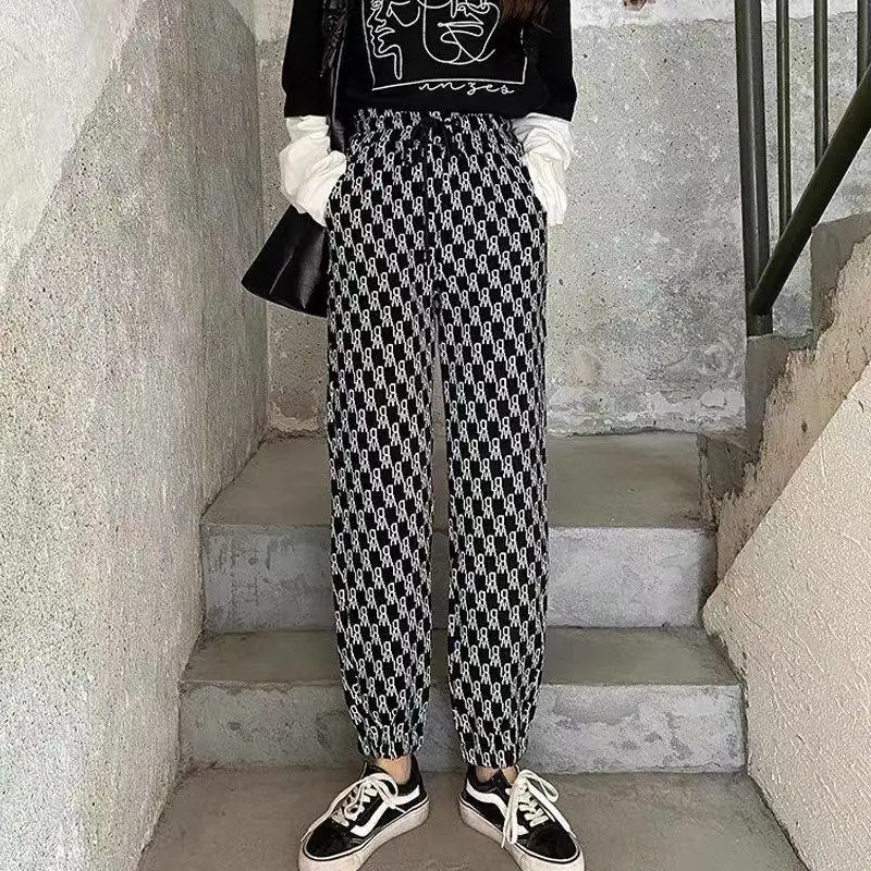 广东梅州女休闲裤品牌大全 款式韩版秋冬几块钱棉质女式休闲裤