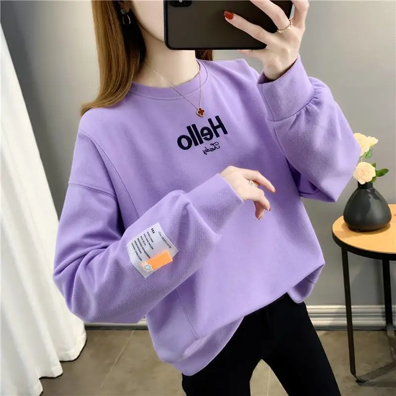 新手批发衣服怎么拿货学院风圆领卫衣女潮ins圆领卫衣地摊批发服装地摊照片