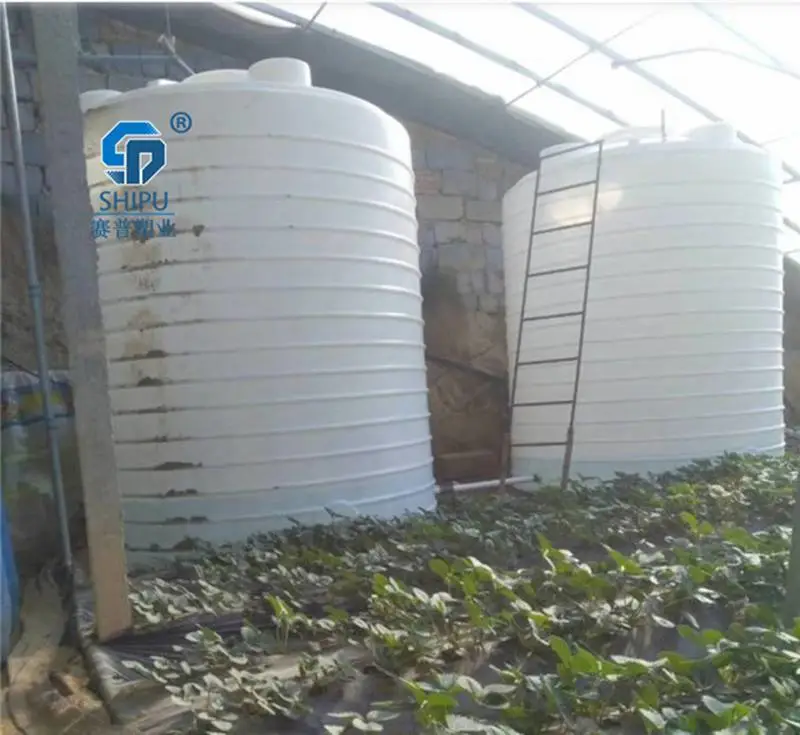 陕西30吨塑胶水塔水箱安装护强套
