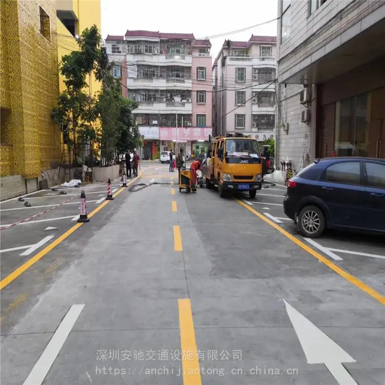 深圳厂房热熔划线 检测站热熔标线施工多年经验