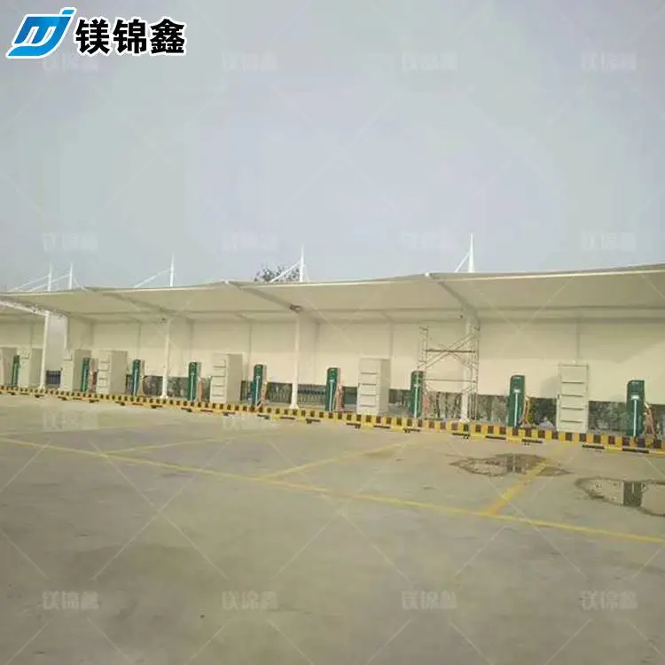 收缩停车棚电动伸缩棚大型吊空雨棚放货推拉棚