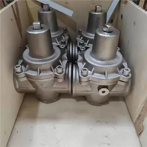 YZ11X-16P DN50 螺纹连接不锈钢自力式丝扣减压阀