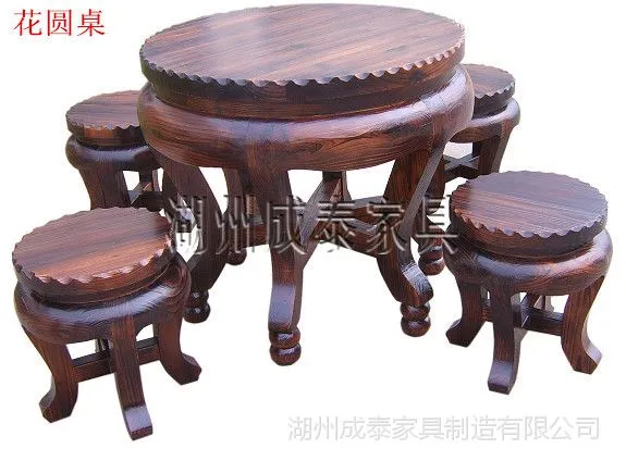花圆桌