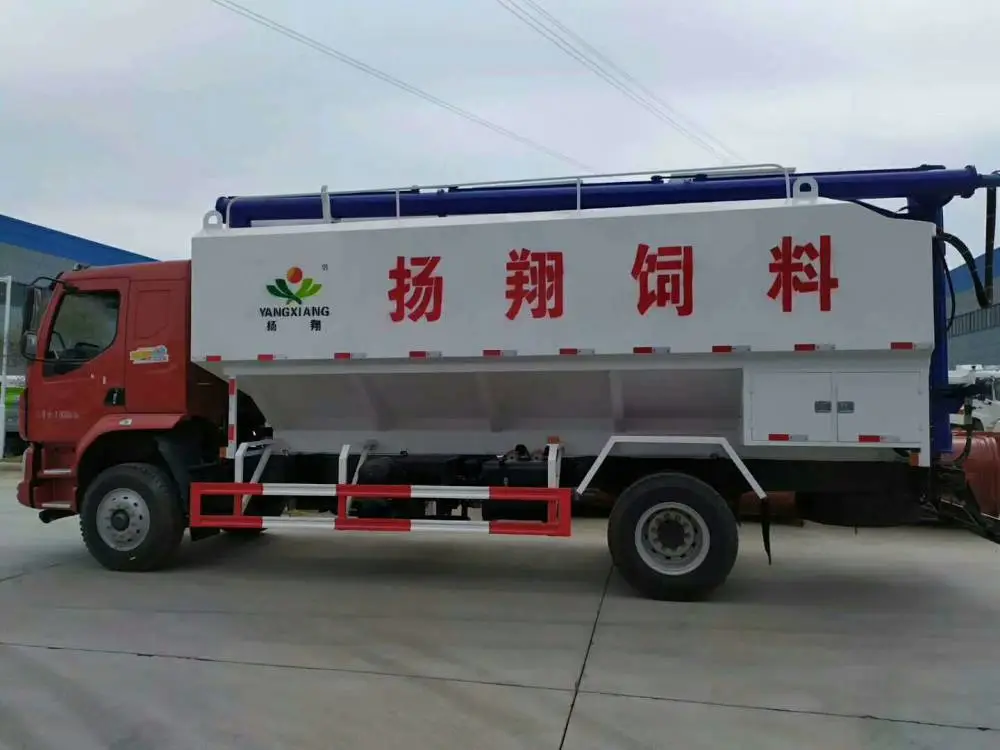 西宁东风饲料散装罐车多少钱一台
