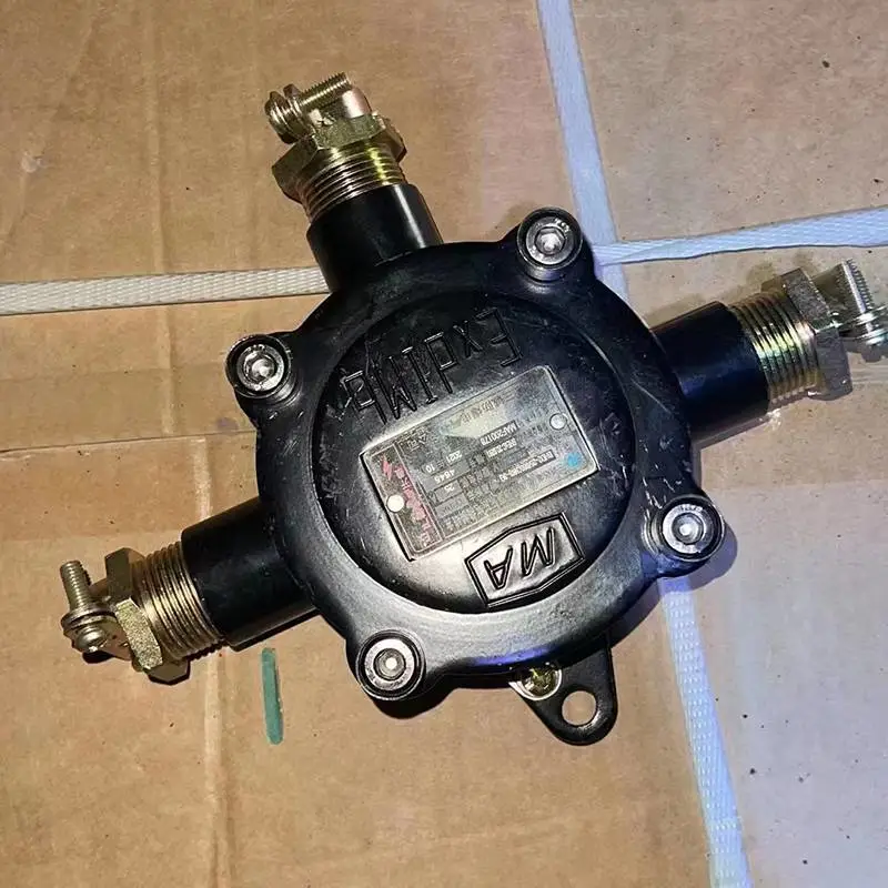 矿用隔爆型接线盒 铸钢BHD2-25/1140（660）-3G 40A 两通 三通 四通