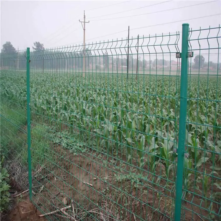 公路护栏网供应 厂家现货 护栏网厂家 万泰