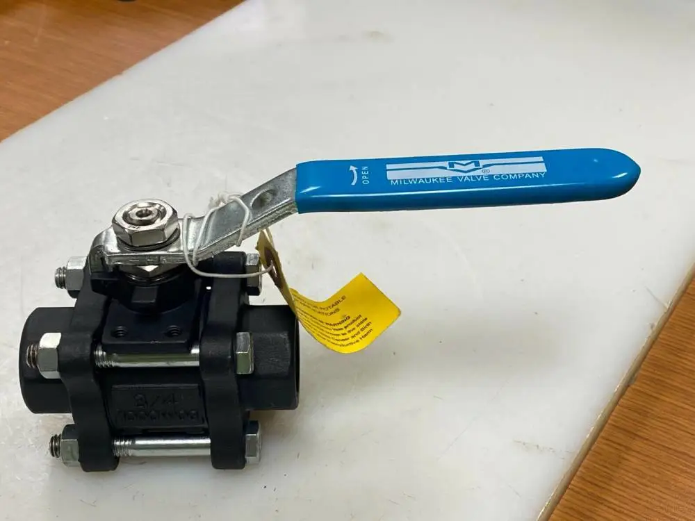 MILWAUKEE VALVE球阀三片式碳钢30CC0F-02型内螺纹端阀门