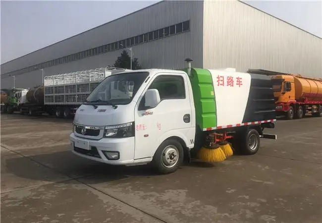 路面养护扫地车现车销售