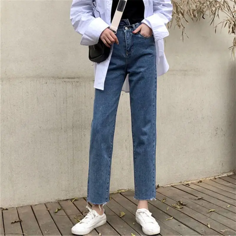 摆地摊卖衣服如何开价淘宝网直播牛仔裤批发手机直播卖衣服