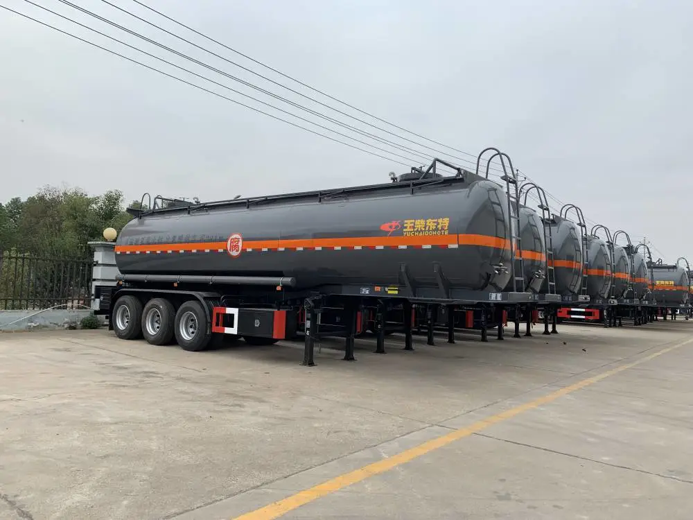 江苏南京东风天龙钢衬塑罐车, 26立方氢氧化钠罐车生产工艺