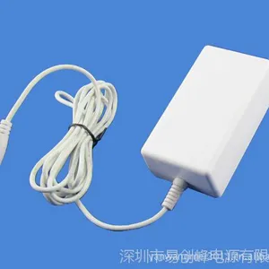 白色国标外观精美 12V3A电源适配器36 过安规认证
