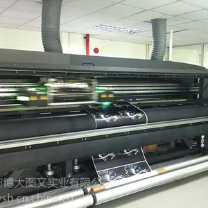 供应深圳2880dpi高精度UV打印、3米灯片、3.2米宽幅PET灯箱片、