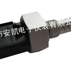 供应HTM2500B3C4OIL油液水分含量传感器
