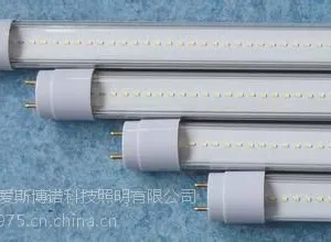 供应厂家批发LED日光灯、灯管、灯条、T5一体化灯管、T8一体化灯管灯