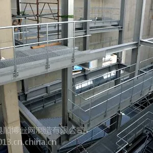 平台走道钢格板厂家---石家庄市顺博钢格板