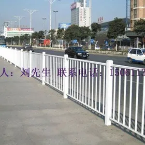 供应合肥静电喷涂护栏芜湖马路防护栏阜阳道路防护栏蚌埠钢管护栏
