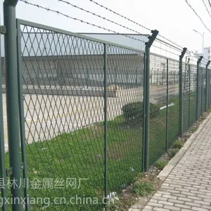 供应框架护栏网又称为边框式防攀焊接片网框架隔离栅