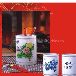 供应琉璃玉系列/工艺礼品摆件/花开富贵(笔筒)