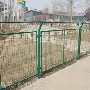 供应哪里有供应/销售高速公路护栏网的/高速公路围栏网价格/高速公路防护网生产厂家