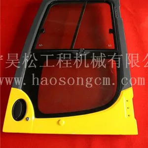 低价供应小松挖掘机PC210-8门总成