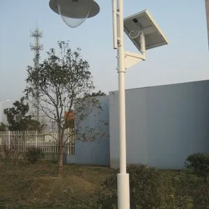 厂家供应:热镀锌喷塑 太阳能庭院灯