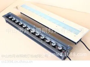 供应12W埋地式LED洗墙灯,耐踩踏的LED洗墙灯,磨砂玻璃面