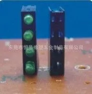 供应供应***90度黑色led方形灯座,四方四孔 四方二孔 尼龙3mm圆孔直立型