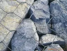 供应诚信企业,厂家直销4mm护堤金属石笼网