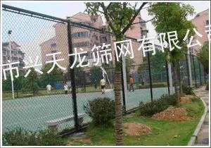 供应深圳体育场围网厂家