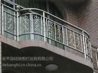 供应供应静电喷涂钢质建筑阳台护栏 陆驰防护栏杆厂