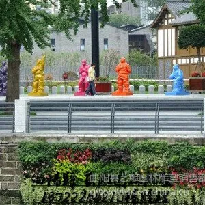 供应人物雕塑 校园雕塑 商业街雕塑
