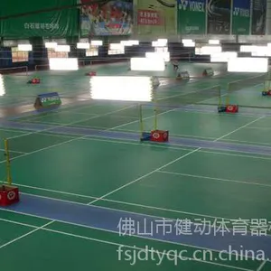 丙烯酸、PU(硅PU)、塑胶跑道等体育场地材料;场地工程承建项目有:各类球场、塑胶跑道、儿童游乐场地