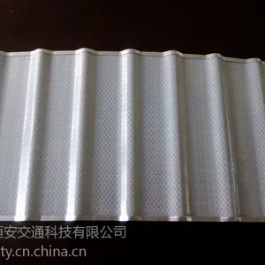 反光波纹板