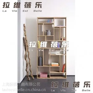 供应拉维蓓乐西餐厅实木书柜 咖啡馆储物架 烘焙蛋糕面包店置物架