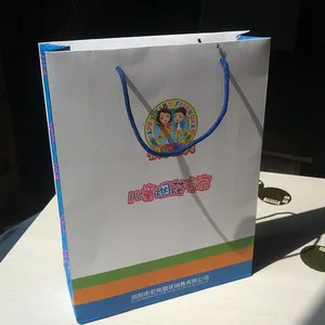 供应手提袋，***手提袋，牛皮纸手提袋