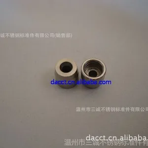 供应不锈钢钢套鸡用饮水器钢套鸡用喝水乳头钢套畜牧机械非标五金定做