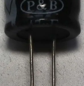 供应400v10uF 高频低阻铝电解电容器