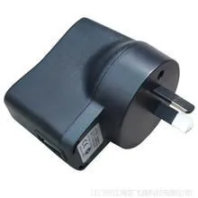 恒流恒压,双IC方案5V1A澳规充电器、适配器,LED变色,工厂直销