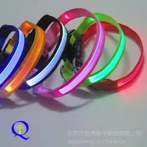 供应LED发光宠物项圈 发光尼龙项圈 狗带狗套批发 CE ROHS宠物用品