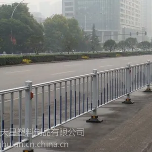 供应郴州热镀锌马路护栏|郴州热镀锌道路护栏|郴州热镀锌交通护栏
