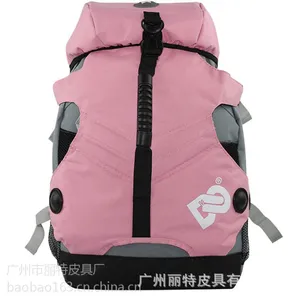 供应轮滑双肩中包---特洛利思轮滑包是您的选择