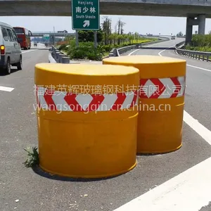 供应福建南安玻璃钢防撞桶