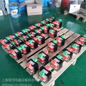 单相隔离变压器