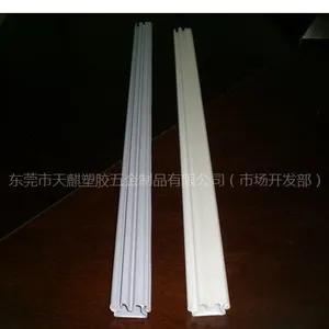 供应PVC异型塑胶挤出件