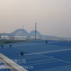供给黑龙江省宝钢丝绸灰518彩钢板压型钢板隐藏式咬合连接，防雨水渗漏，气密性好
